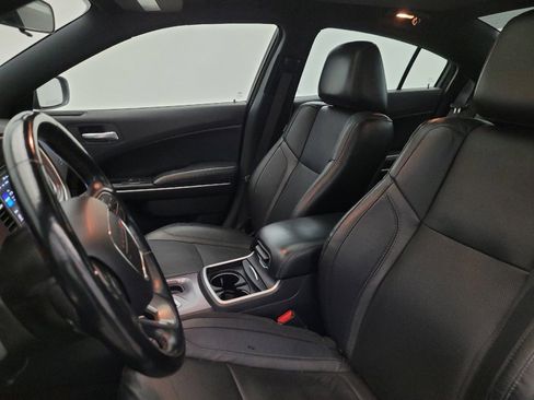 Used 2022 Dodge Charger SXT w/ Leather Interior Group RWD image 17