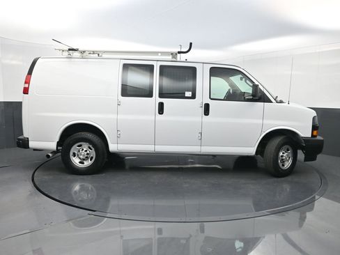 Used 2020 Chevrolet Express 2500 w/ Driver Convenience Package image 38
