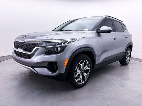 Used 2021 Kia Seltos EX AWD/4WD image 12