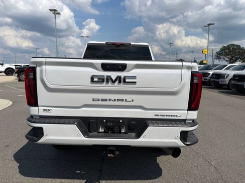 Used 2025 GMC Sierra 2500 Denali Ultimate AWD/4WD image 7