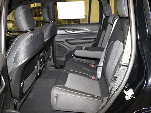 New 2026 Jeep Grand Cherokee Laredo X AWD/4WD image 27