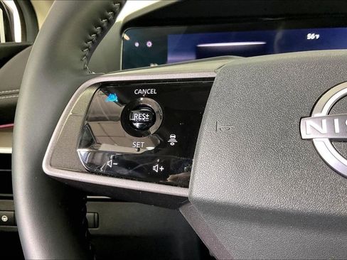 Certified 2025 Nissan Murano SL image 26