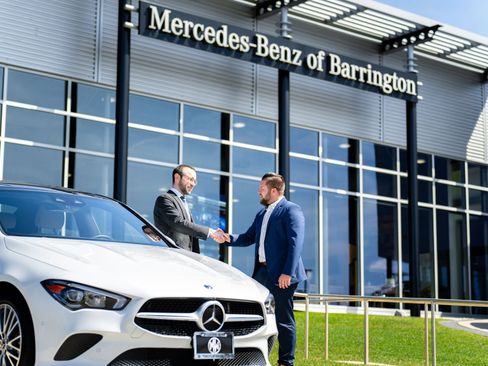 Used 2024 Mercedes-Benz GLC 300 4MATIC w/ AMG Line image 6