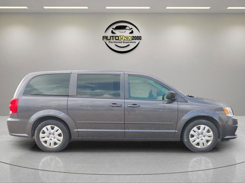 Used 2017 Dodge Grand Caravan SE w/ Power Window Group image 8