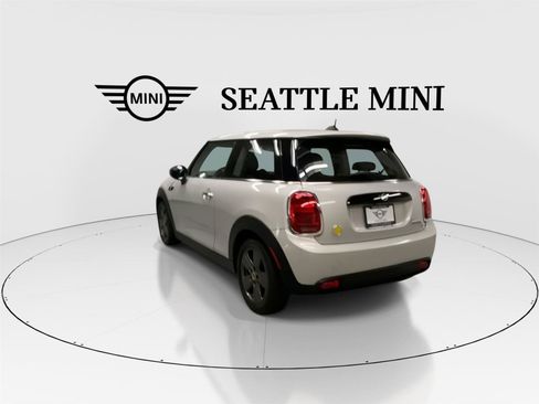 Used 2022 MINI Cooper SE FWD image 9