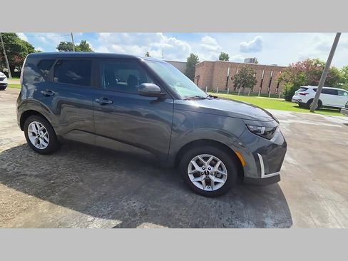 Used 2025 Kia Soul LX w/ LX Technology Package FWD image 38