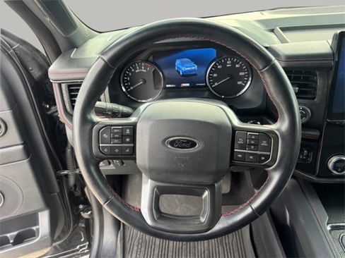 Used 2023 Ford Expedition Limited image 11