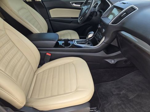 Used 2017 Ford Edge SEL w/ Equipment Group 201A FWD image 12
