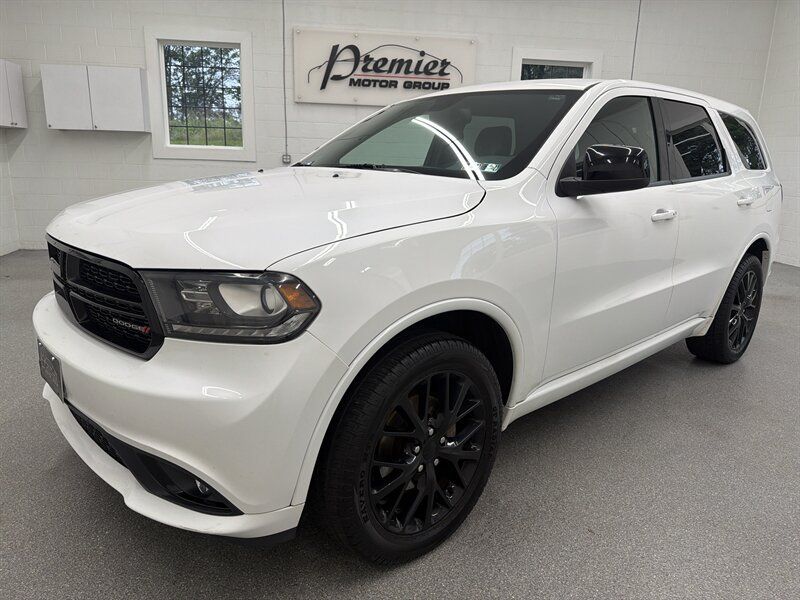 Used 2016 Dodge Durango SXT w/ Blacktop Package AWD/4WD image 1