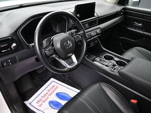 Certified 2023 Honda Pilot Elite image 18