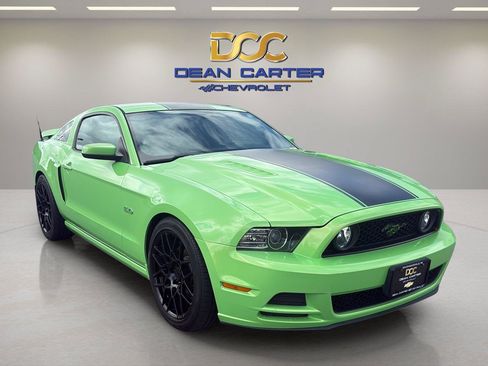 Used 2013 Ford Mustang GT Premium w/ GT Coupe Accessory Pkg 5 RWD image 7