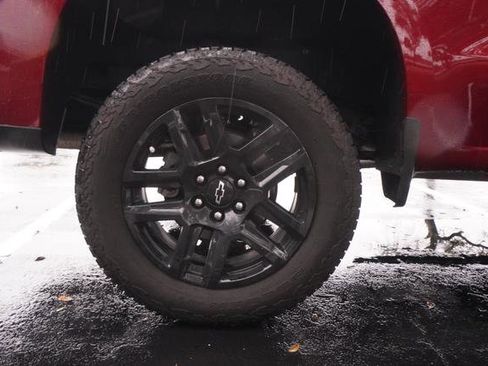 Used 2024 Chevrolet Silverado 1500 LT Trail Boss image 40