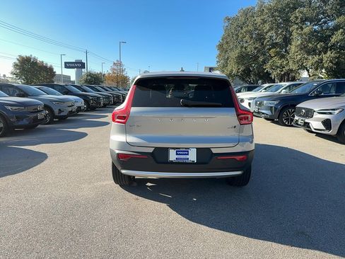 Used 2023 Volvo XC40 B5 Plus w/ Protection Package Premier image 5