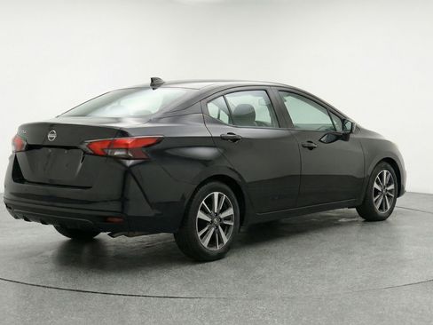 Used 2025 Nissan Versa SV FWD image 9