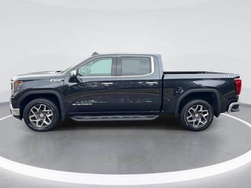 Used 2024 GMC Sierra 1500 SLT w/ SLT Premium Plus Package AWD/4WD image 5
