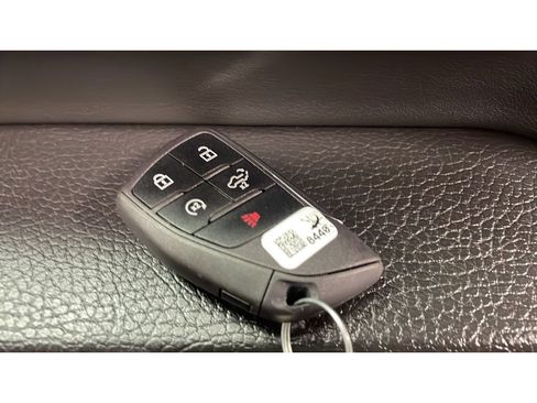 Used 2024 GMC Sierra 2500 Denali w/ Denali Reserve Package image 18