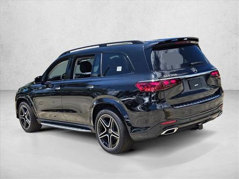New 2026 Mercedes-Benz GLS 450 4MATIC image 9