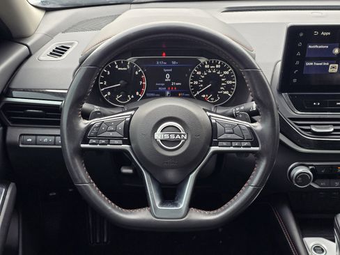 Certified 2023 Nissan Altima 2.5 SR w/ SR Premium Package image 14