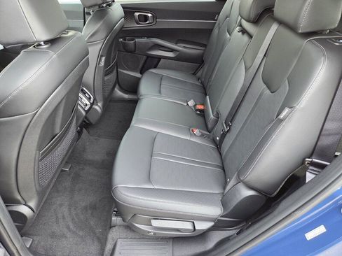 New 2026 Kia Sorento S FWD image 7