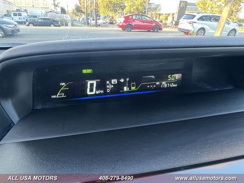 Used 2012 Toyota Prius V Three image 30