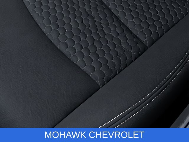 Used 2020 GMC Terrain SLE w/ LPO, Floor Liner Package AWD/4WD image 22