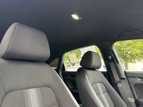 Certified 2025 Honda Civic Sport image 17