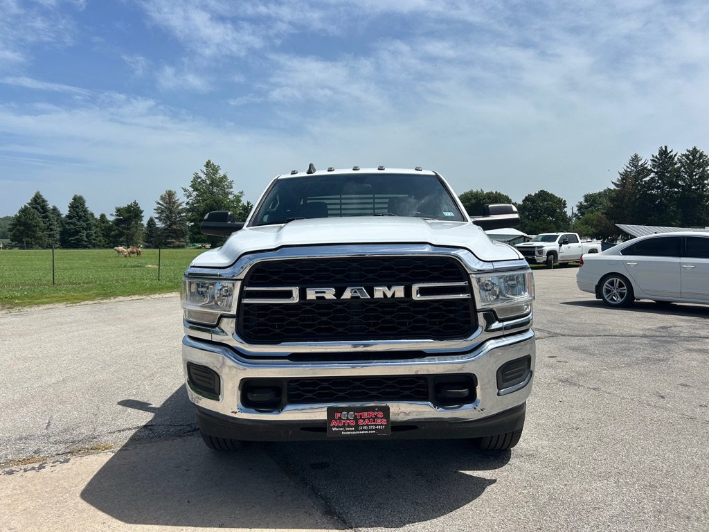 Used 2021 RAM 3500 Tradesman w/ Chrome Appearance Group RWD image 2