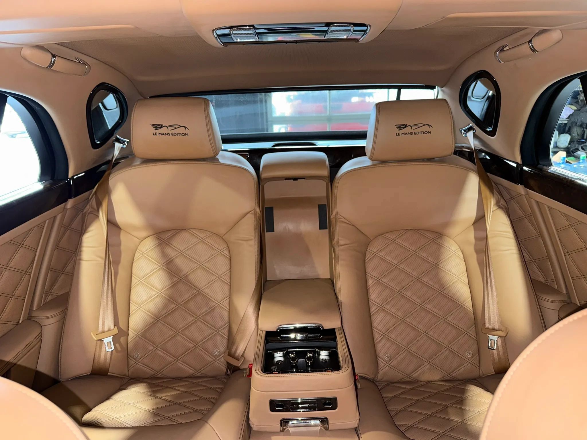 Used 2013 Bentley Mulsanne RWD image 23