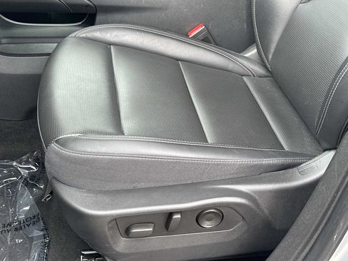 Used 2024 Buick Envision Preferred AWD/4WD image 14