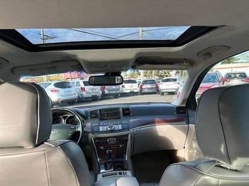 Used 2008 INFINITI M35 w/ Technology Pkg RWD image 21