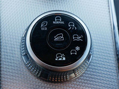 Used 2023 Mitsubishi Outlander SEL image 26