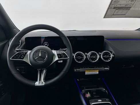 New 2026 Mercedes-Benz GLA 250 image 23