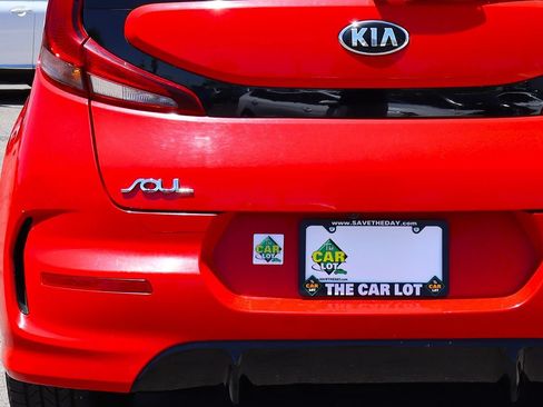 Used 2020 Kia Soul GT-Line FWD image 19