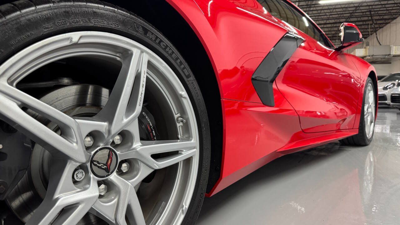 Used 2020 Chevrolet Corvette Stingray Premium Cpe w/ 3LT Preferred Equipment Group RWD image 9