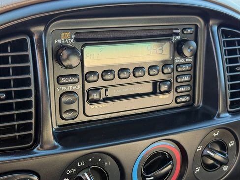 Used 2000 Toyota Tundra SR5 image 24