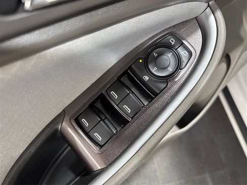 Used 2022 Chevrolet Malibu LS FWD image 29