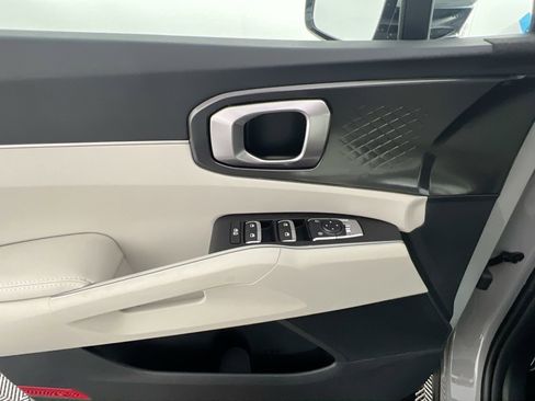 New 2026 Kia Sorento S FWD image 16