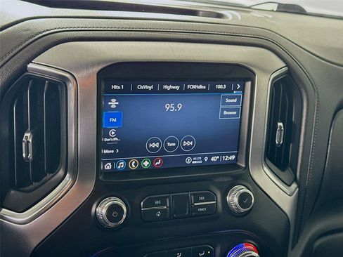 Used 2022 GMC Sierra 2500 SLT w/ SLT Convenience Package image 8