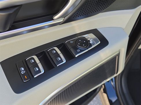 New 2025 Kia Telluride S image 22