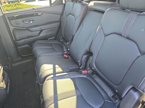 New 2025 Honda Pilot EX-L image 14