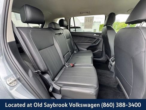 Certified 2024 Volkswagen Tiguan SE AWD/4WD image 23
