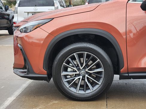 Certified 2025 Lexus NX 250 FWD w/ Premium Package image 9