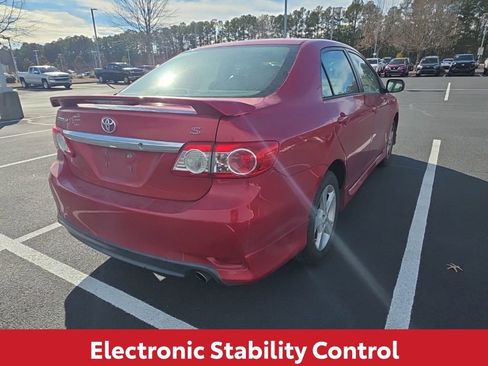 Used 2013 Toyota Corolla S image 10