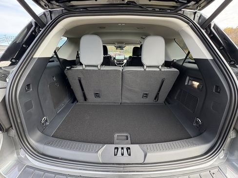 New 2026 Ford Explorer Active w/ Active Comfort Package image 19