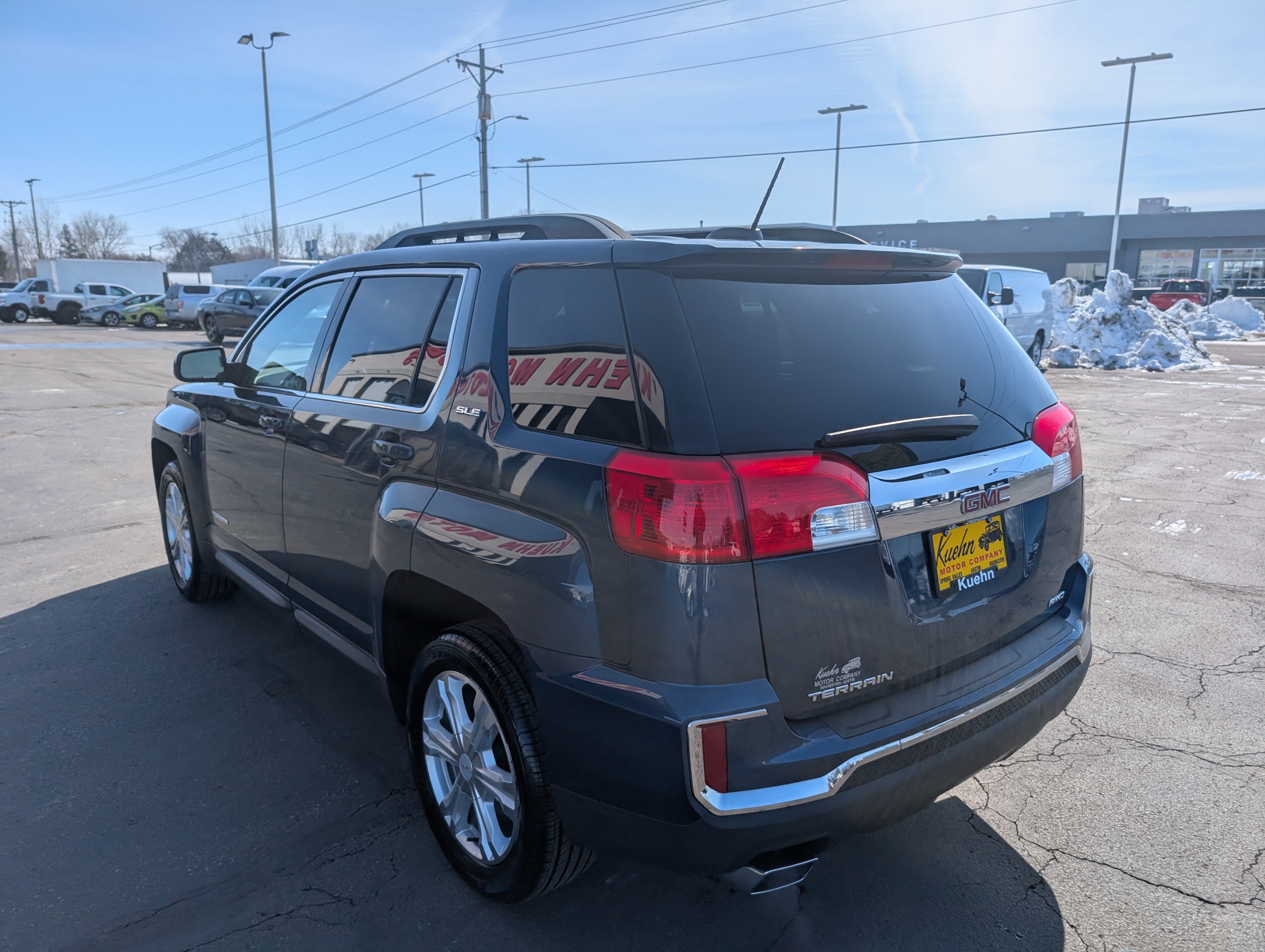 Used 2017 GMC Terrain SLE w/ Convenience Package AWD/4WD image 6