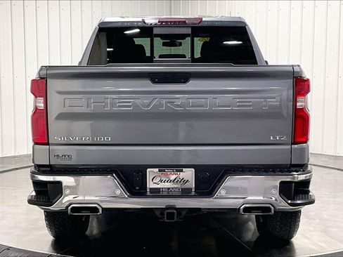 Used 2021 Chevrolet Silverado 1500 LTZ w/ Z71 Off-Road Package AWD/4WD image 4