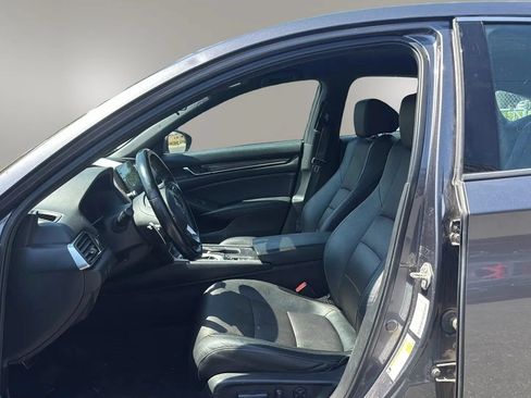 Used 2019 Honda Accord Sport image 11