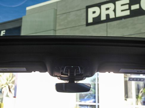 Certified 2022 Audi e-tron Premium w/ Convenience Plus Package image 18