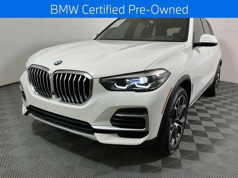 Certified 2023 BMW X5 sDrive40i w/ Premium Package RWD image 2