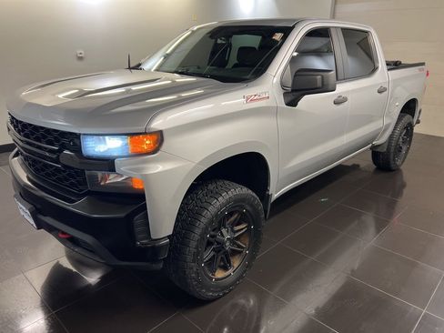 Used 2020 Chevrolet Silverado 1500 Custom Trail Boss w/ Custom Convenience Package image 3